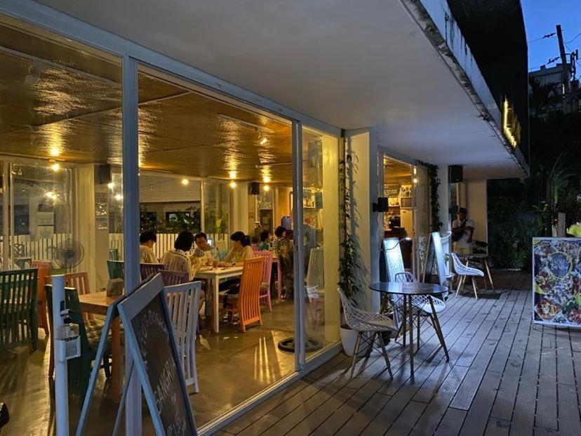 Seabird International Resort 3*
