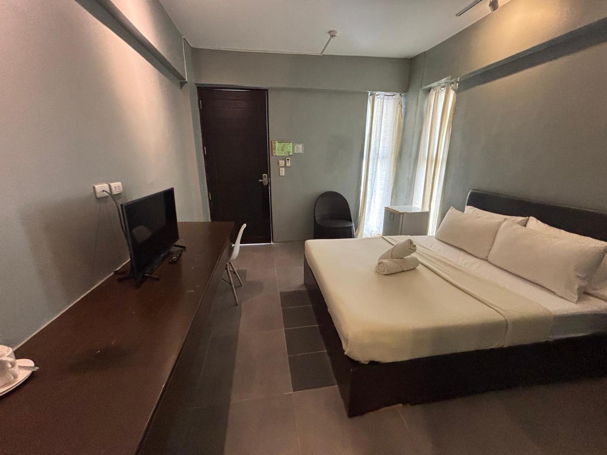 Seabird International 3*