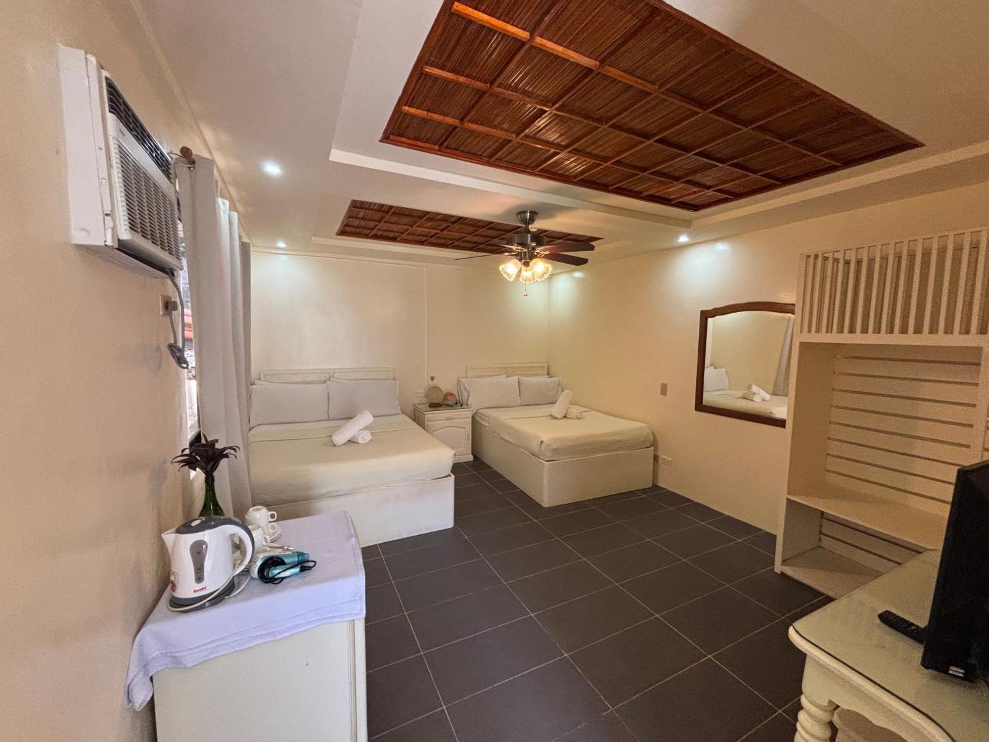 Seabird International 3* Balabag (Boracay)