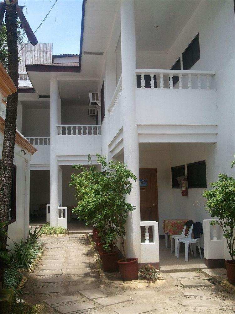 Resort Seabird International