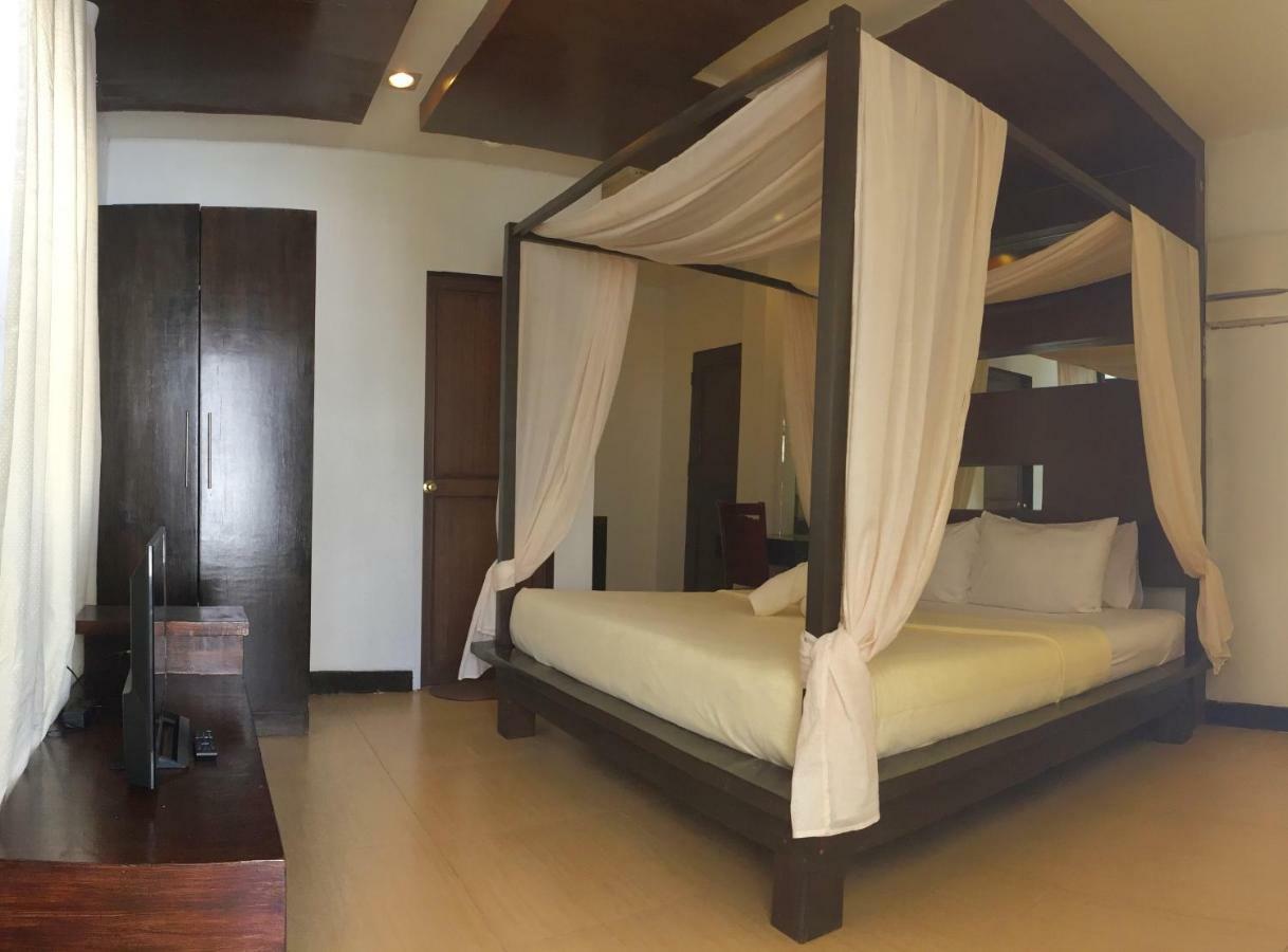 Seabird International 3* Balabag (Boracay)